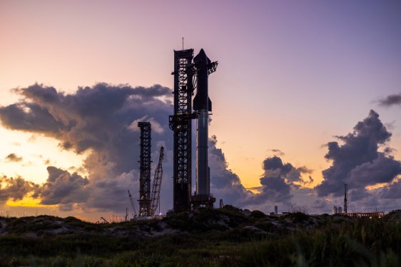 SpaceX to Launch Starlink Satellites on Next Starship Mission in New Year
